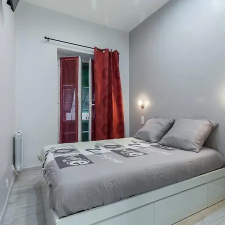 L32 Mozart 2 Bedrooms, Ac, Wifi, 10 Mins نيس