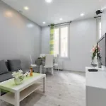 L32 Mozart 2 Bedrooms, Ac, Wifi, 10 Mins Nice